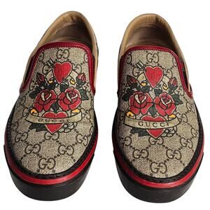 Gucci GG Supreme coated canvas slip-on loafers with heart and rose appliqués